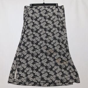 Liz Claiborne Black & White Floral A-Line Skirt Sz. L Midi Length Office Wear